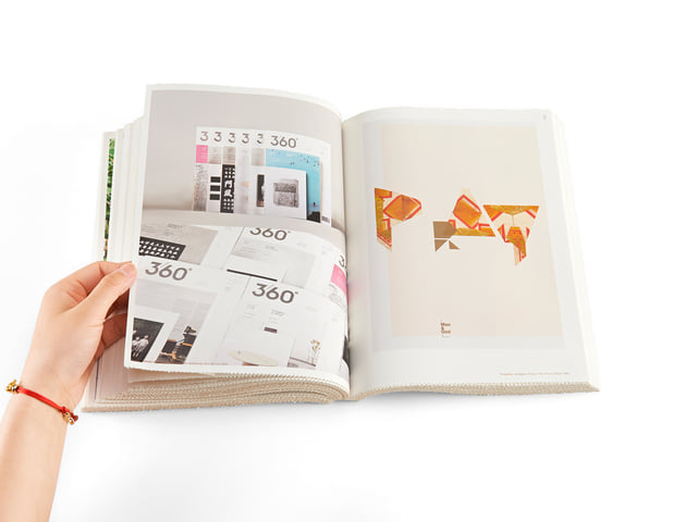 Exhibition Catalogue — 205 x 265 mm / Photo: Tian Yong